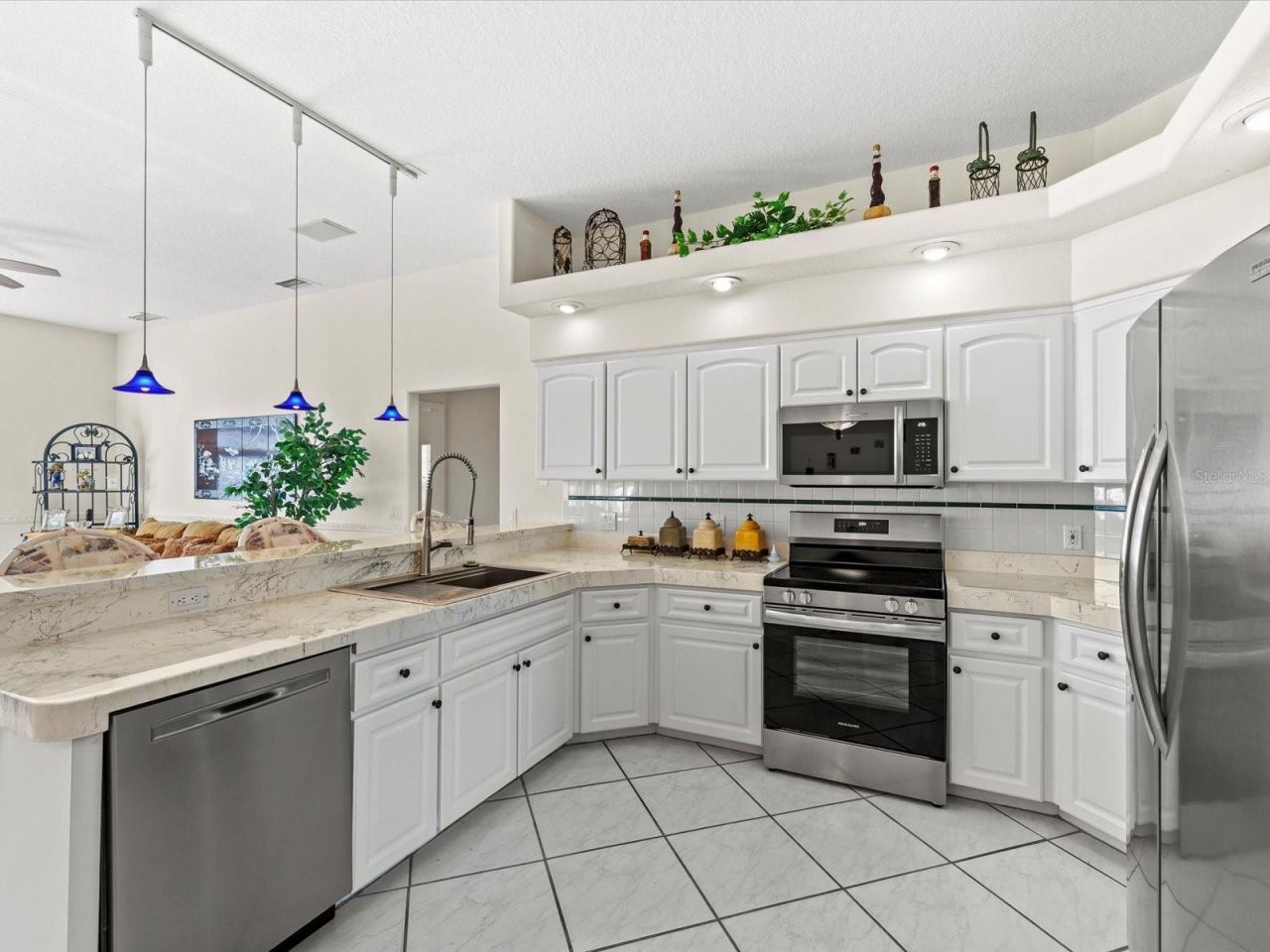 8704 Cypress Lakes Boulevard, New Port Richey, FL 34653 Photo