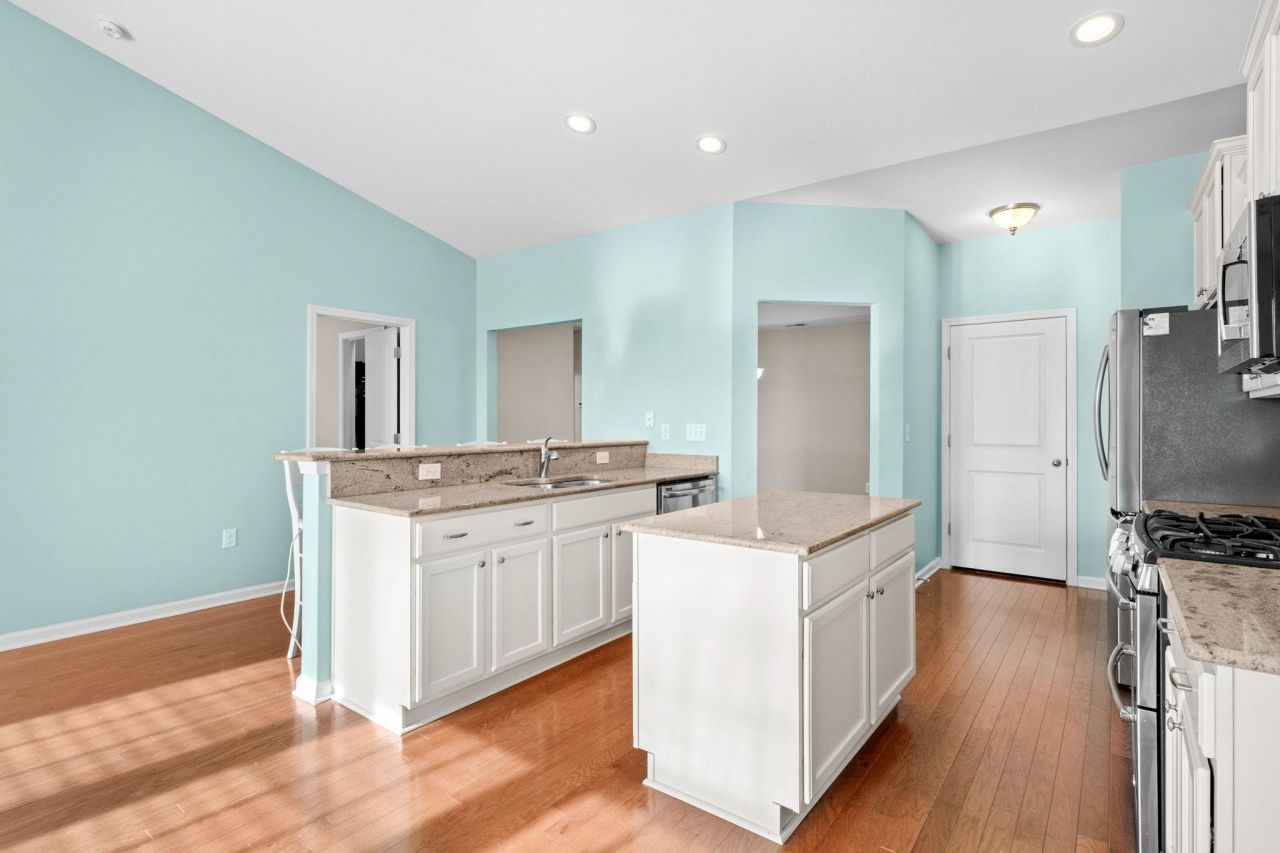 153 Parmelee Dr. Photo 13