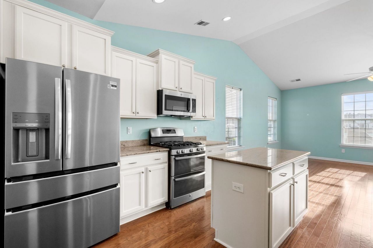 153 Parmelee Dr. Photo 14