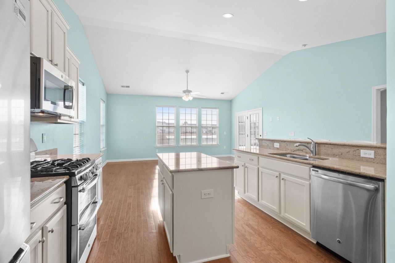 153 Parmelee Dr. Photo 15