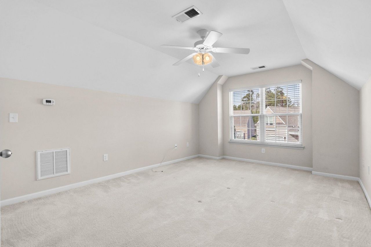 153 Parmelee Dr. Photo 27