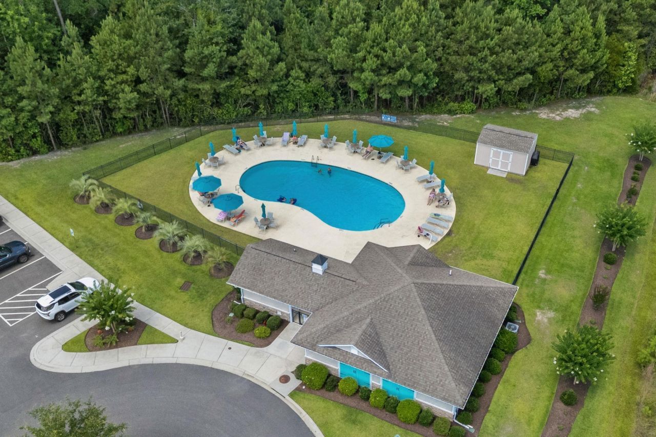 153 Parmelee Dr. Photo 36