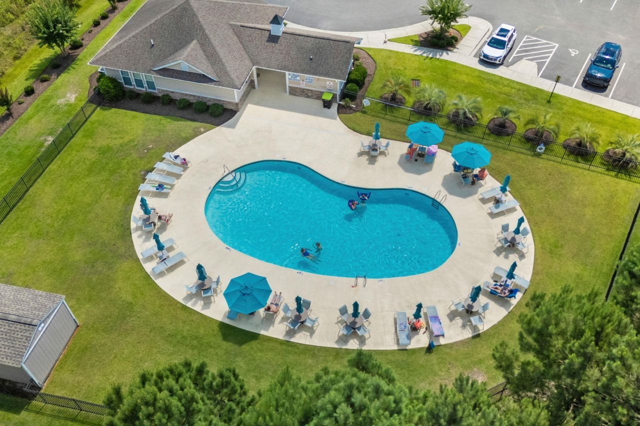 153 Parmelee Dr. Photo 37