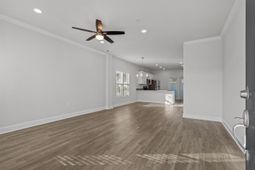 829 Moen Pl. photo 4