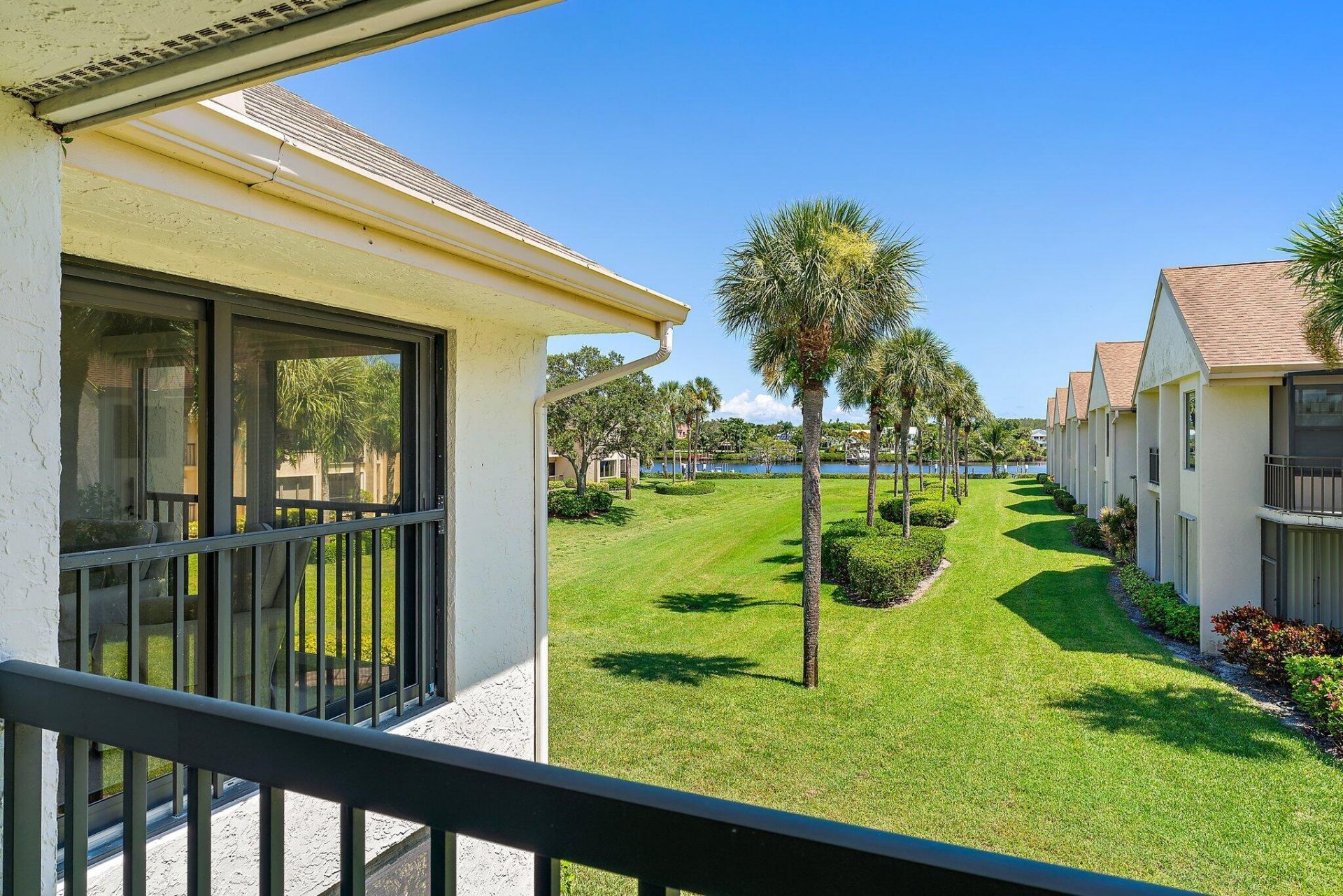 19101 SE Sea Turtle Court, Unit 202, Jupiter, FL 33469 Photo