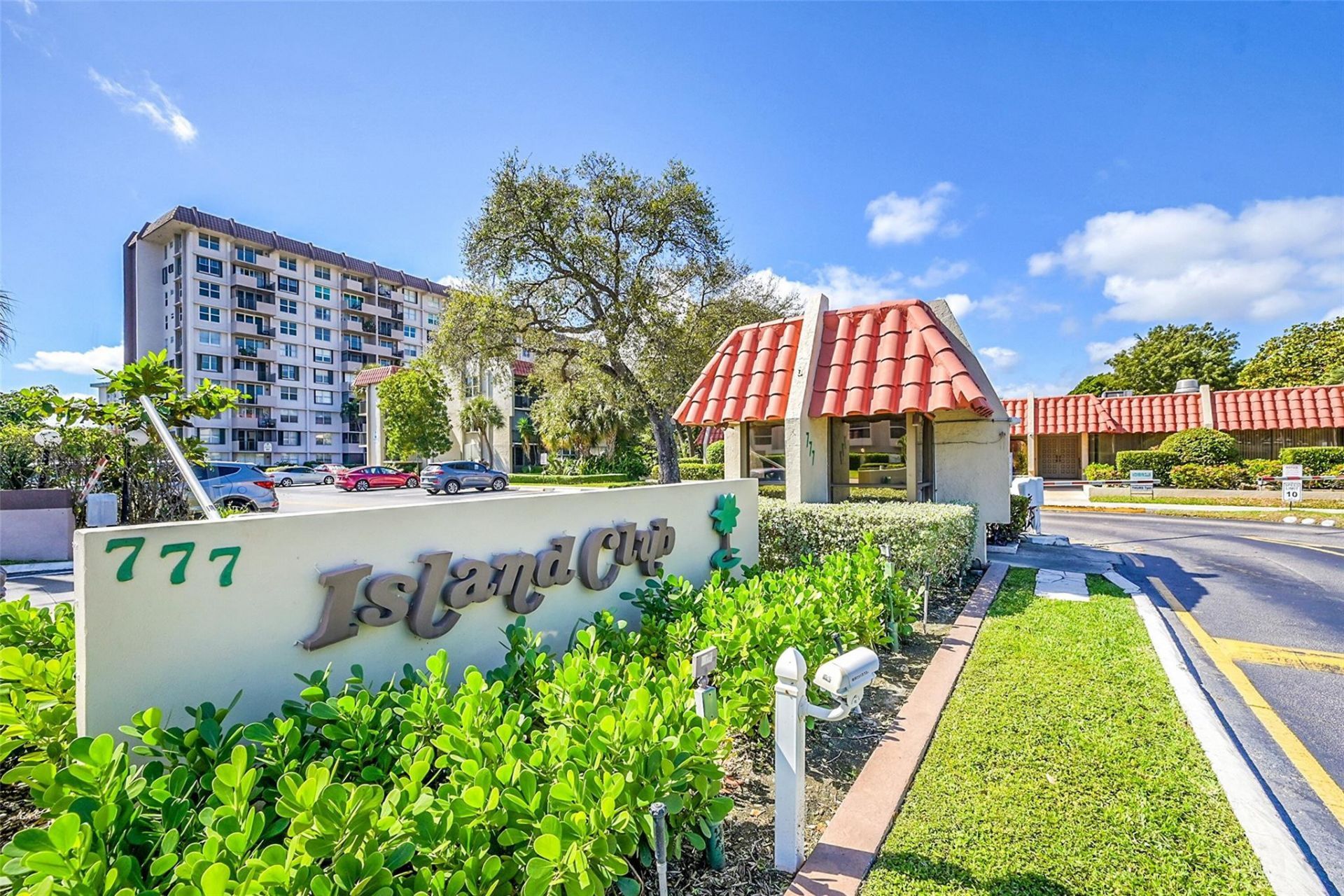 777 S Federal Highway, Unit J202, Pompano Beach, FL 33062 Photo