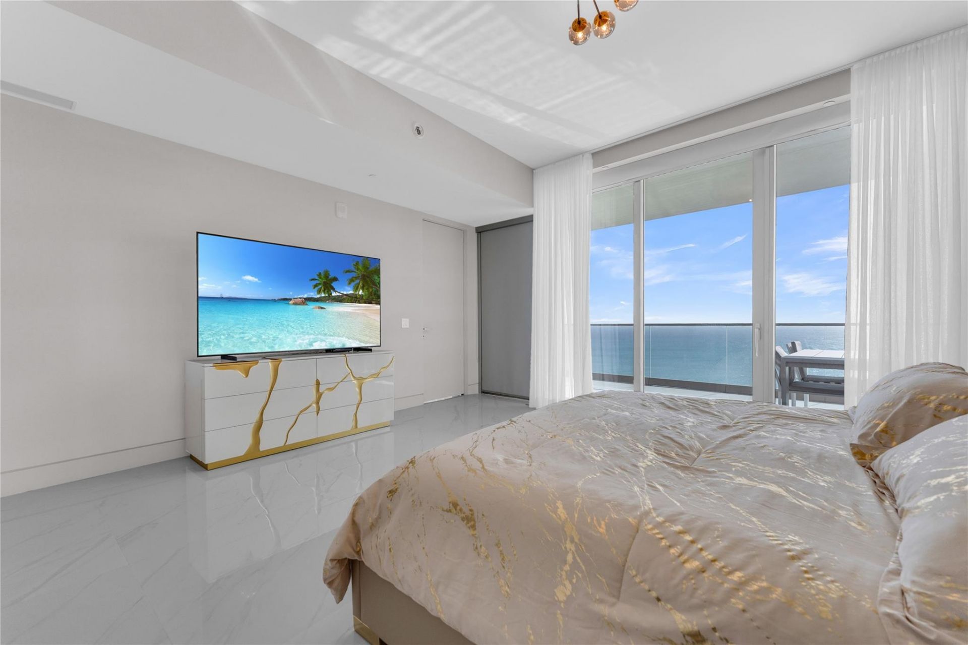 18975 Collins Avenue, Unit 4603, Sunny Isles Beach, FL 33160 Photo