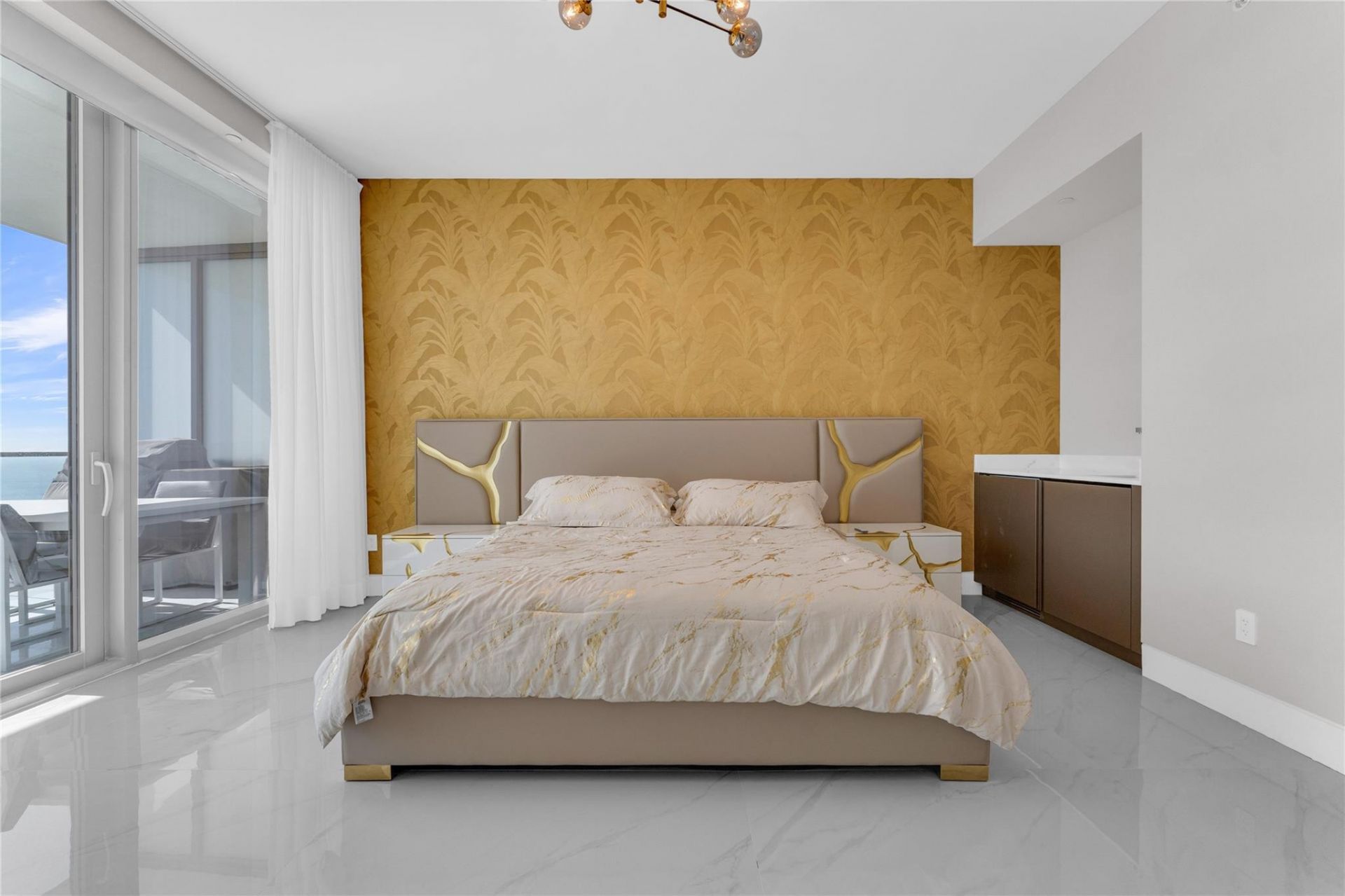 18975 Collins Avenue, Unit 4603, Sunny Isles Beach, FL 33160 Photo