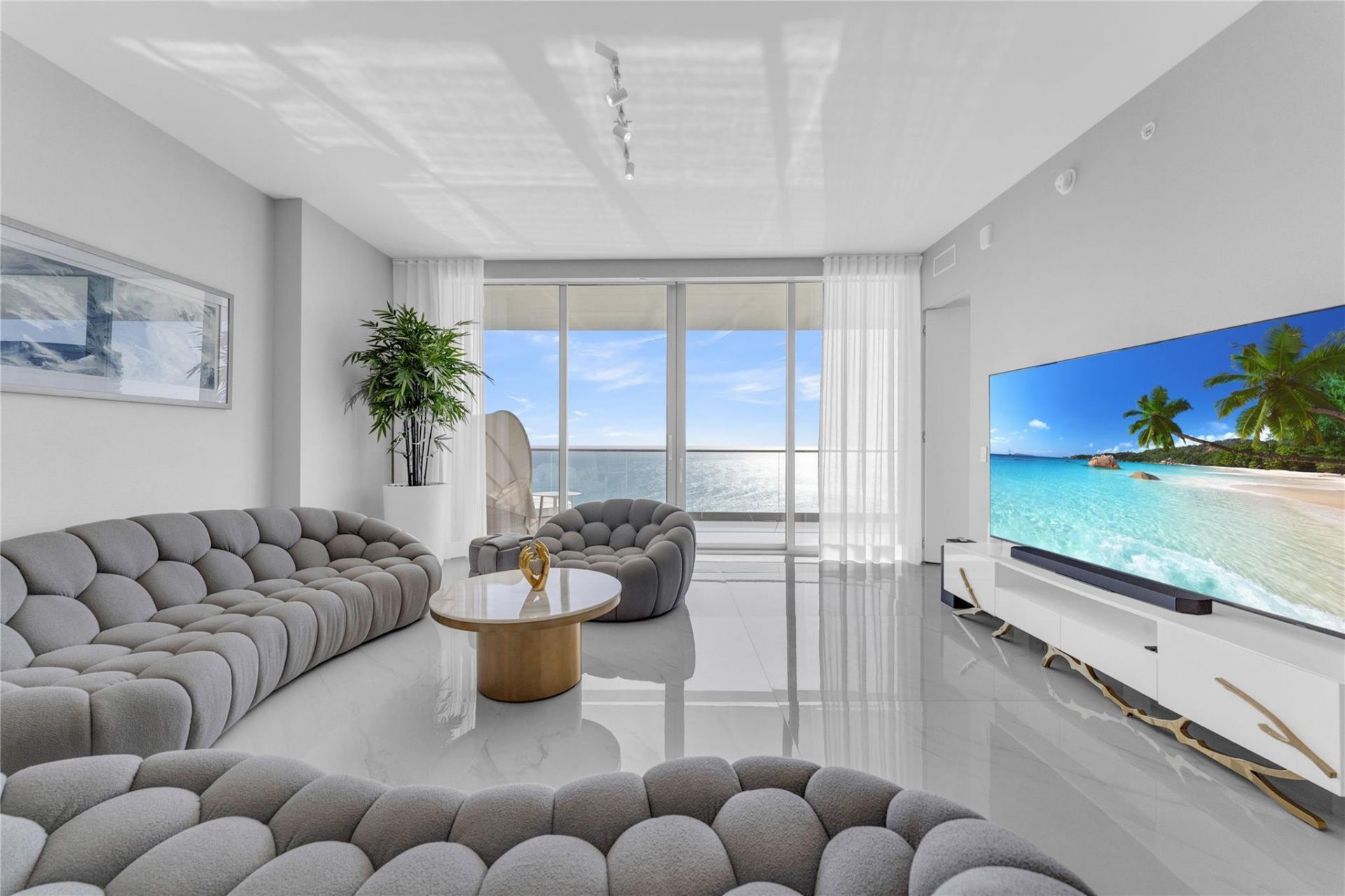 18975 Collins Avenue, Unit 4603, Sunny Isles Beach, FL 33160 Photo