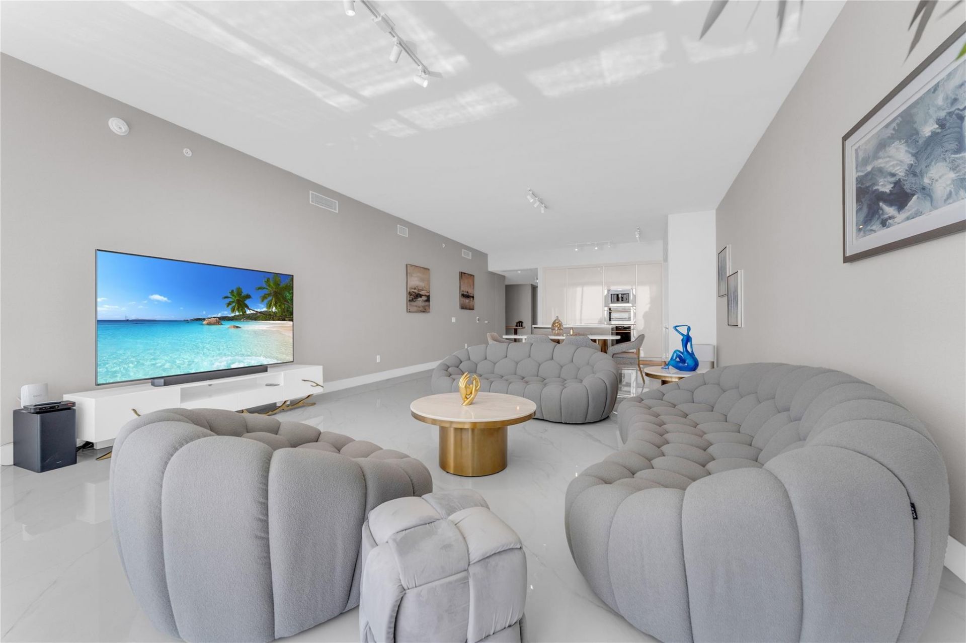 18975 Collins Avenue, Unit 4603, Sunny Isles Beach, FL 33160 Photo