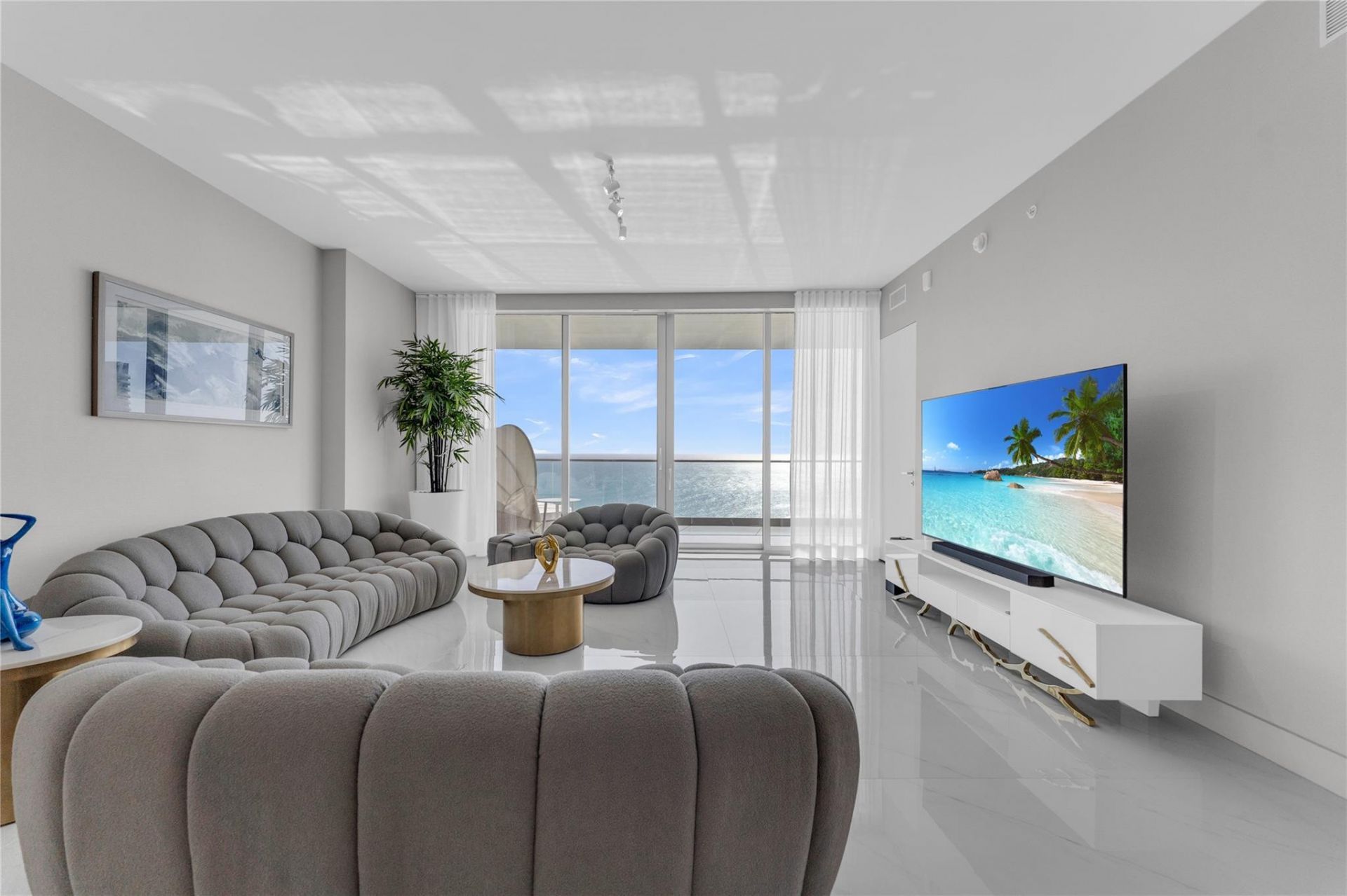 18975 Collins Avenue, Unit 4603, Sunny Isles Beach, FL 33160 Photo