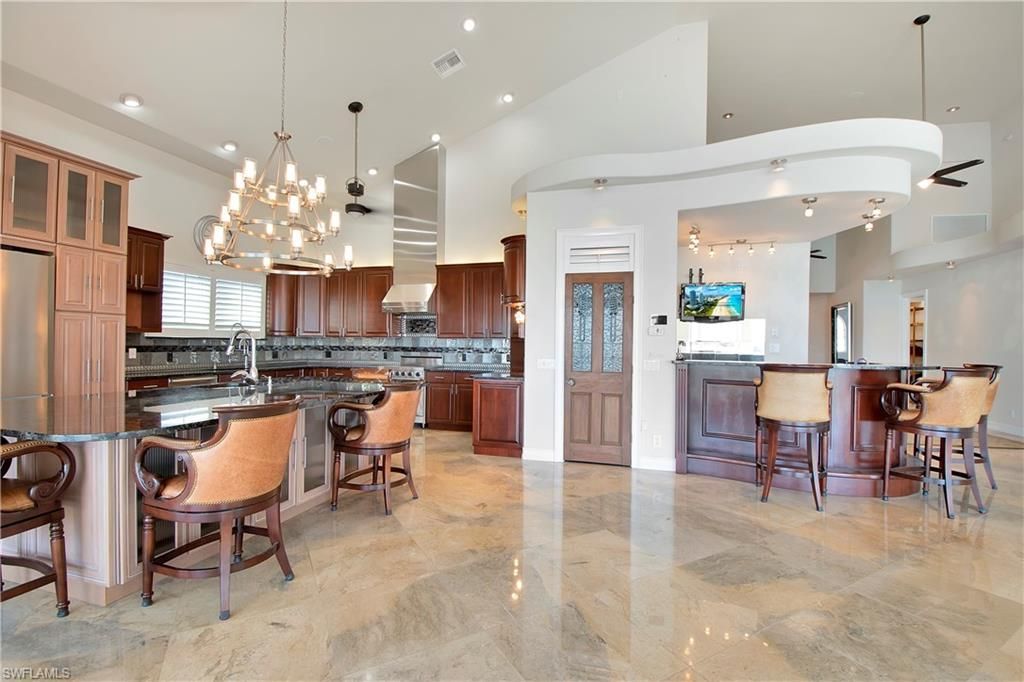 28 Pelican St W, Naples, FL 34113 Photo