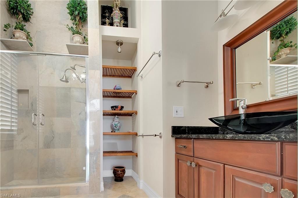 28 Pelican St W, Naples, FL 34113 Photo