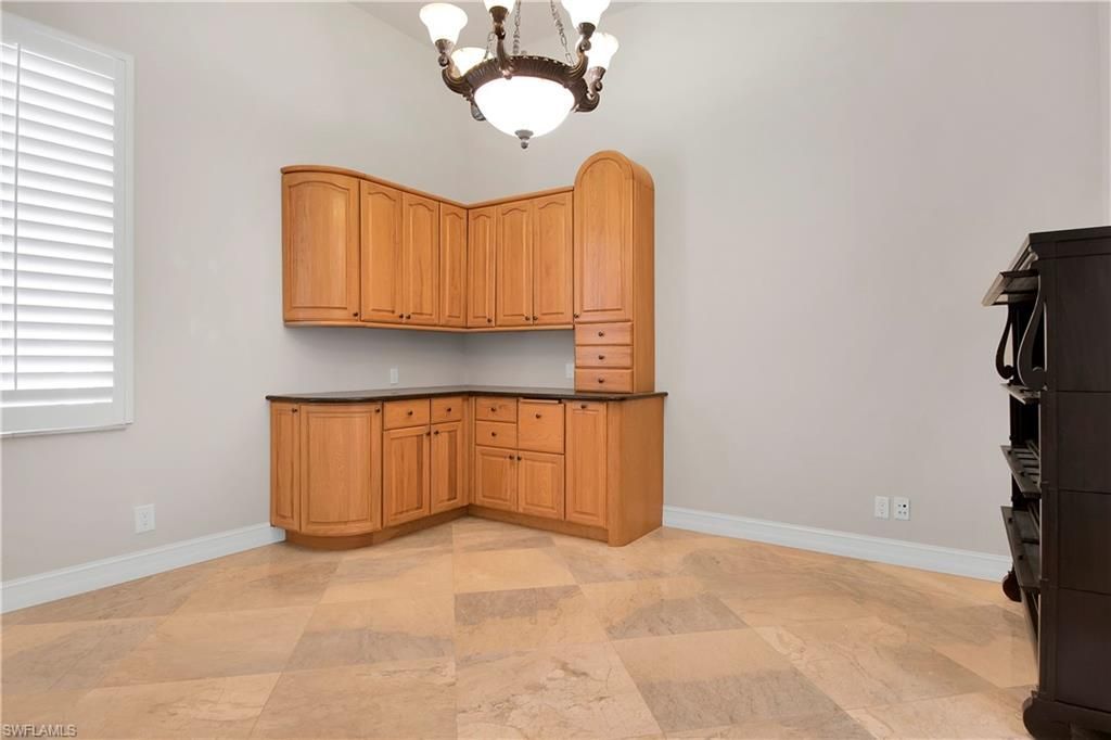 28 Pelican St W, Naples, FL 34113 Photo