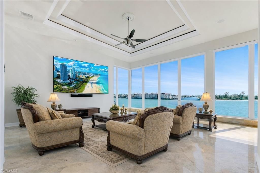 28 Pelican St W, Naples, FL 34113 Photo