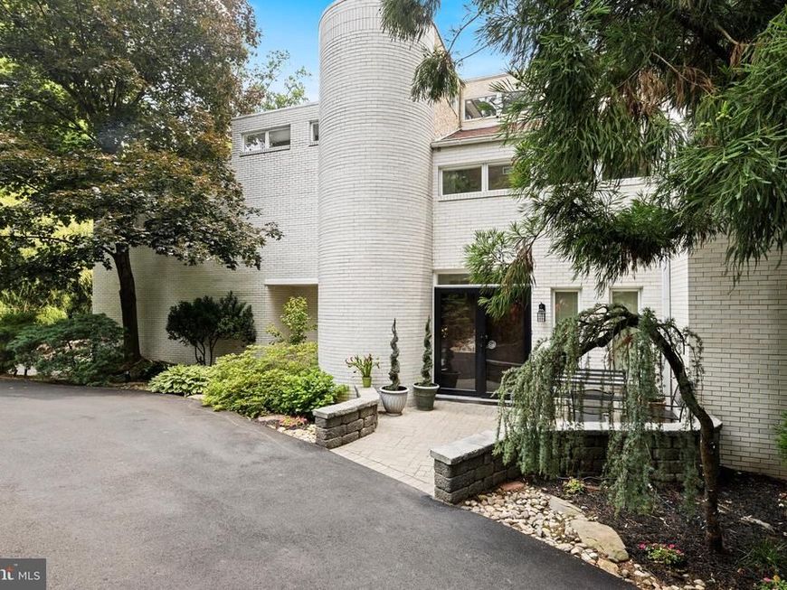 1351 Bobarn Drive , Penn Valley, PA 19072 Main Photo