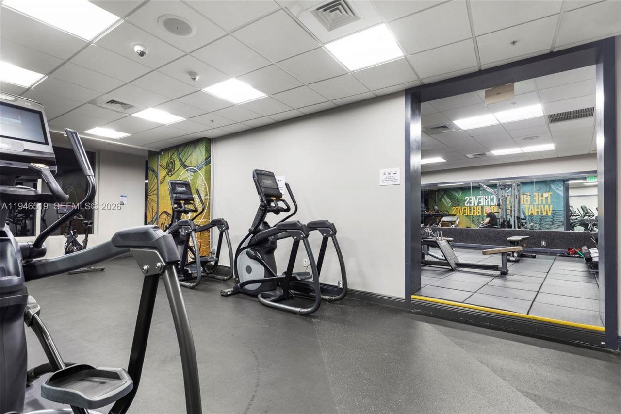 1750 N Bayshore Dr, Unit 1415, Miami, FL 33132 Photo