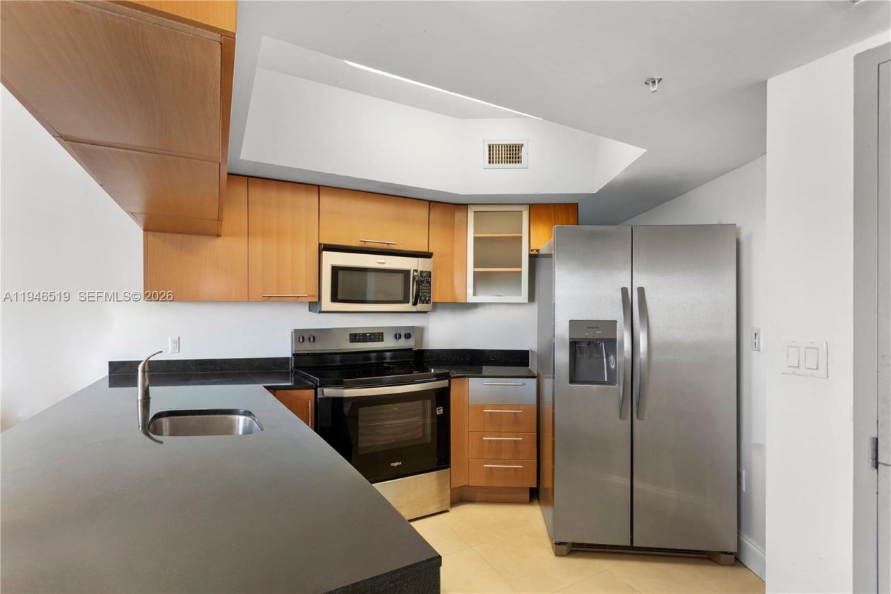 1750 N Bayshore Dr, Unit 1415, Miami, FL 33132 Photo