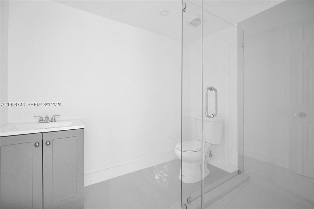 2270 NW 153rd St, Miami Gardens, FL 33054 Photo