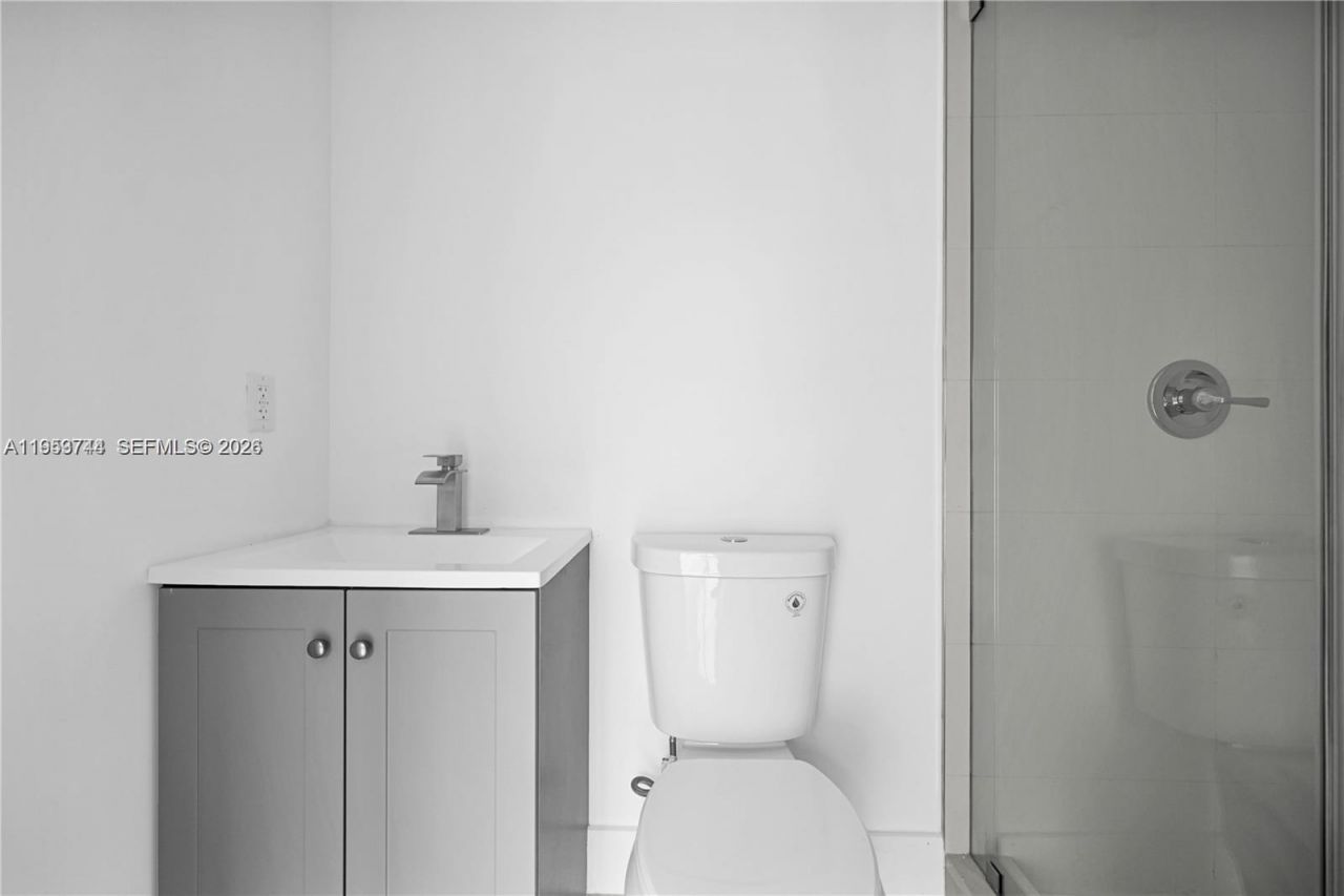 2270 NW 153rd St, Miami Gardens, FL 33054 Photo