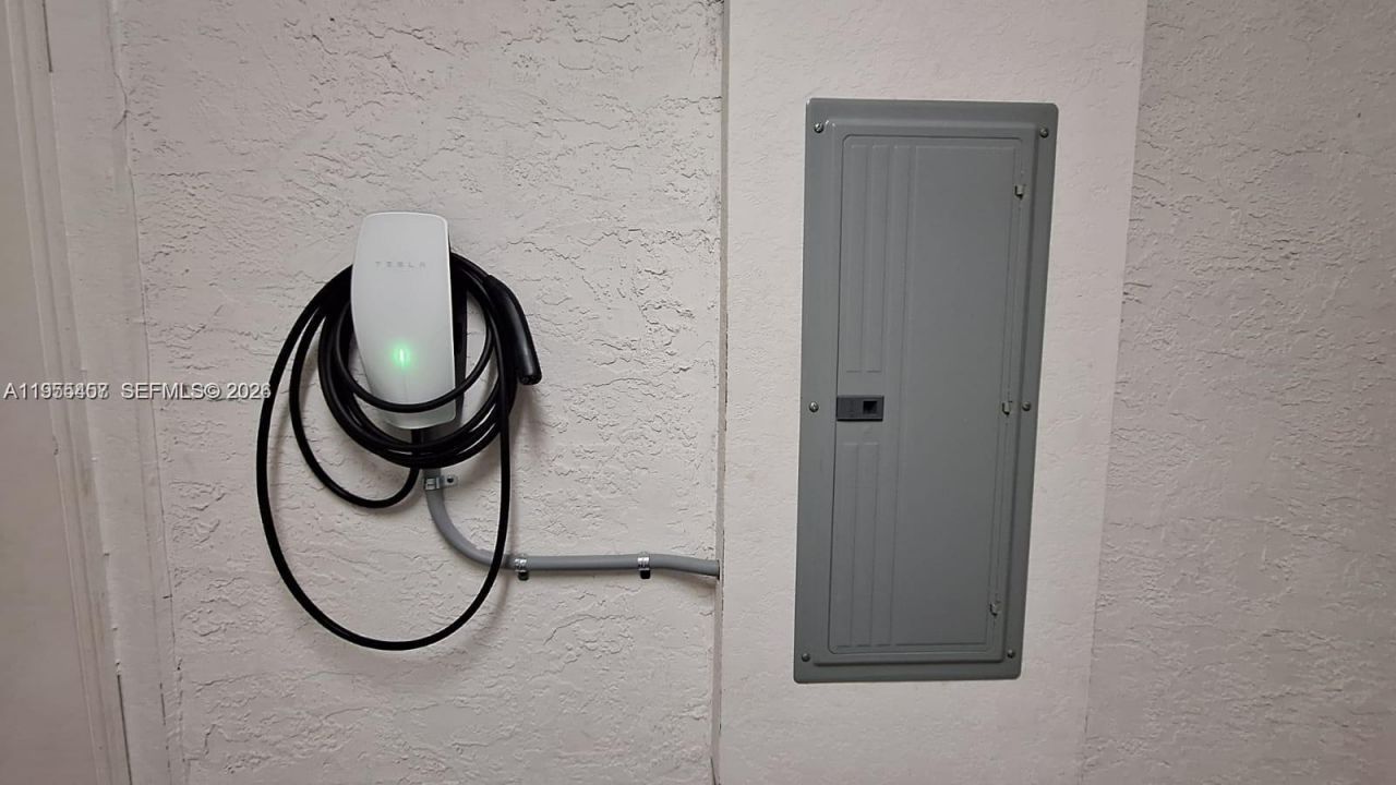 111 SE 7th Ave, Pompano Beach, FL 33060 Photo