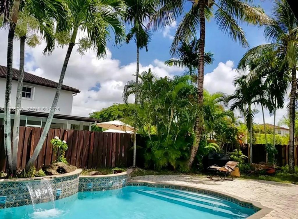 18121 SW 152nd Ct, Miami, FL 33187 Photo