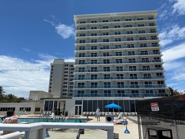 19201 Collins Avenue , Unit 534, Sunny Isles Beach, FL 33160 Photo