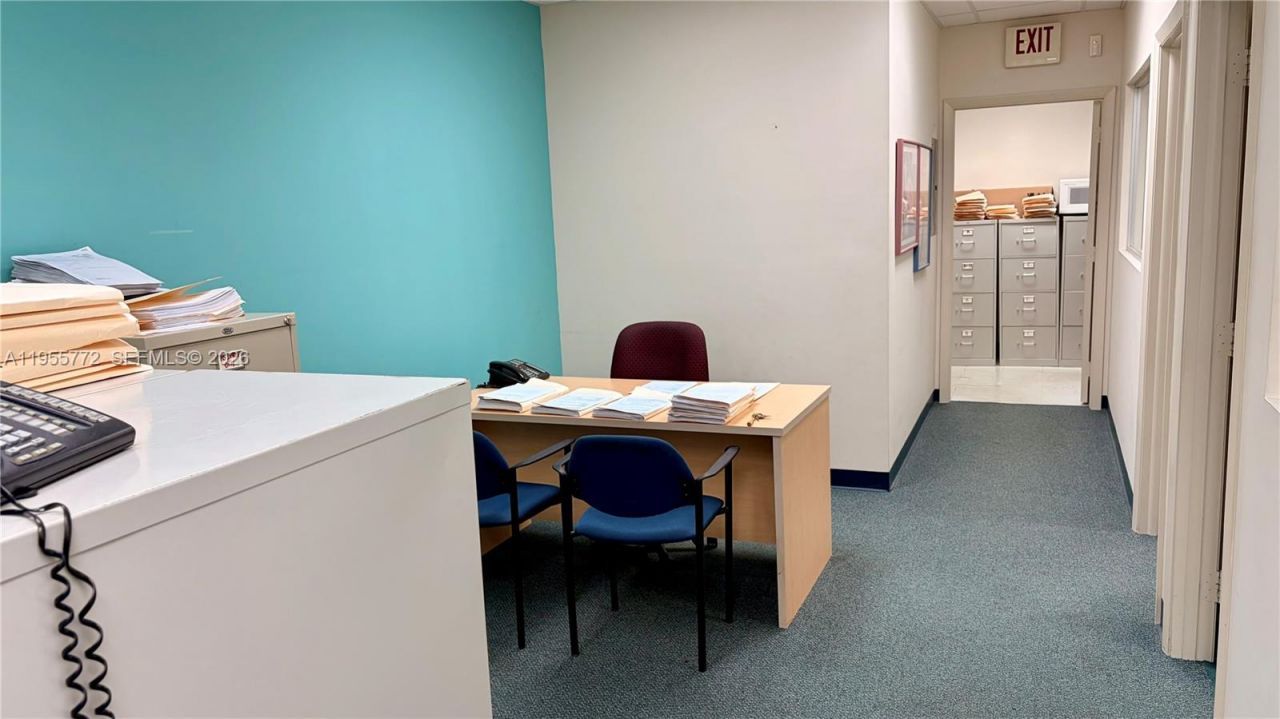 6173 E Miami Lakes Dr E , Unit 8A, Miami Lakes, FL 33014 Photo