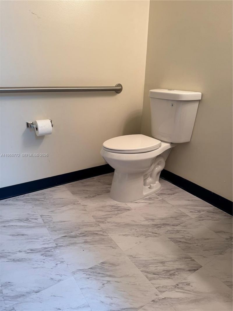 6173 E Miami Lakes Dr E , Unit 8A, Miami Lakes, FL 33014 Photo