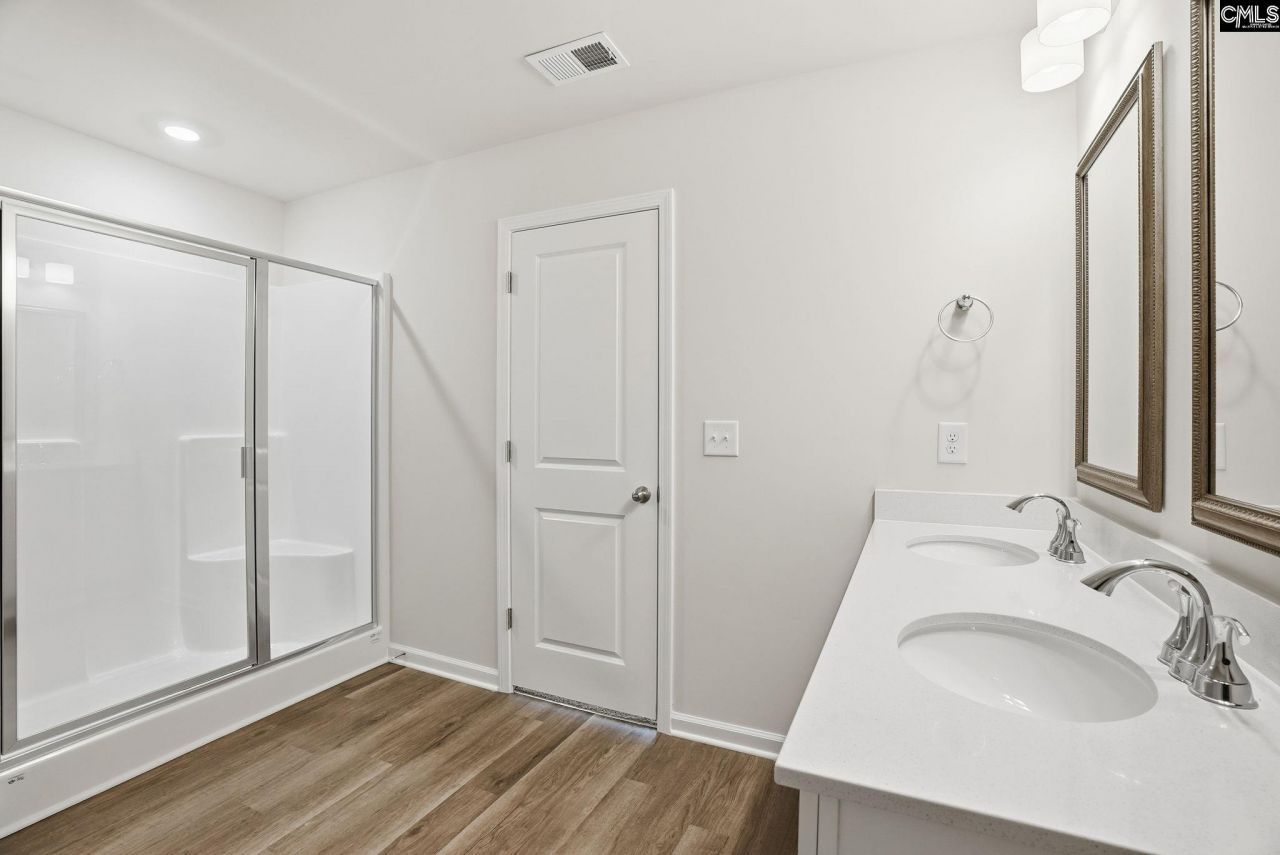 121 Cape Horn Drive Photo 23