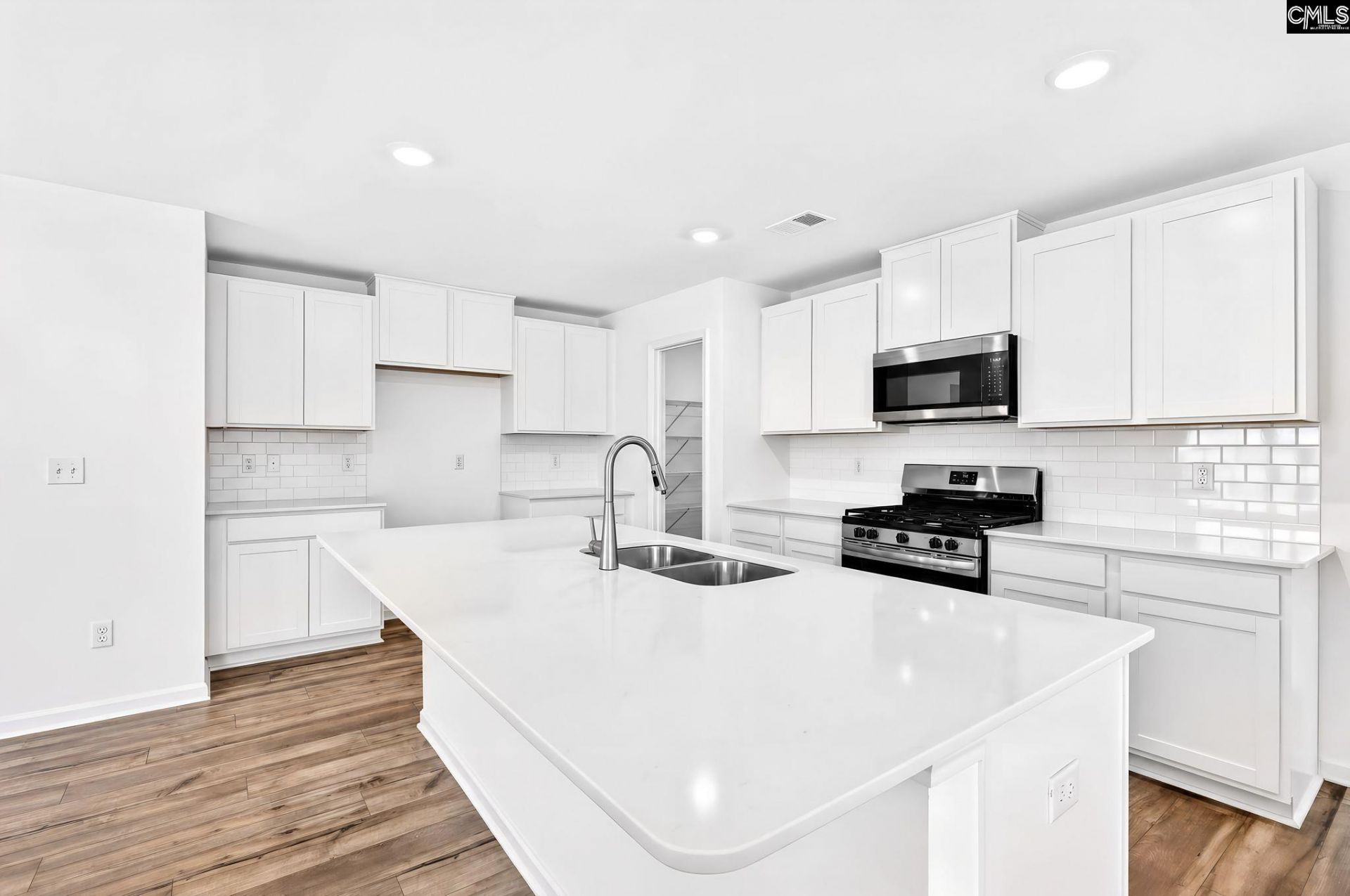 480 Happy Hollow Drive Photo 12