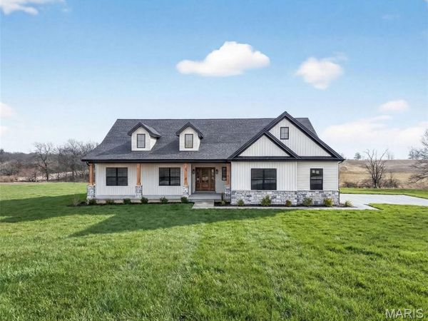 108 Harvest Glen Ct, Old Monroe, MO 63369