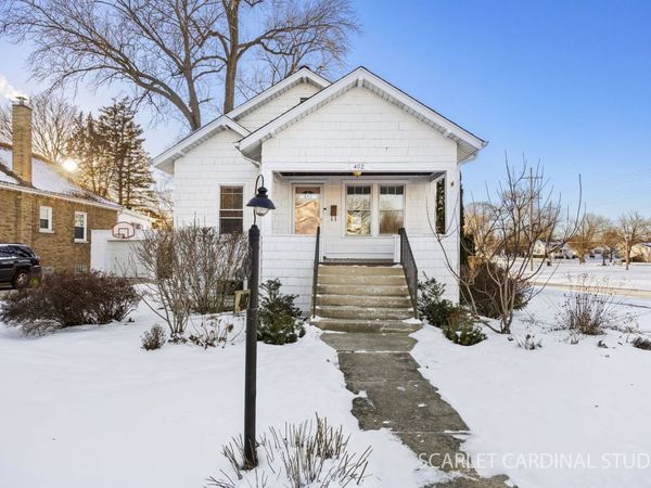 402 S Michigan Avenue, Villa Park, IL 60181
