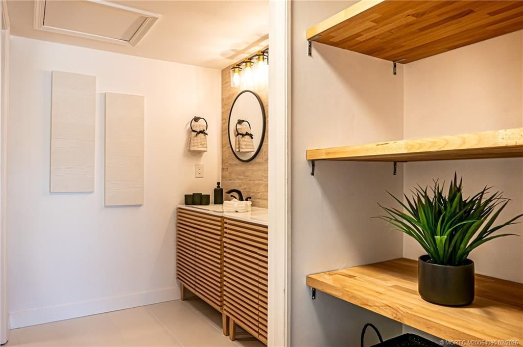 162 SE Saint Lucie Boulevard, Unit 403B, Stuart, FL 34996 Photo