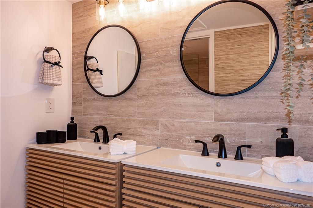 162 SE Saint Lucie Boulevard, Unit 403B, Stuart, FL 34996 Photo