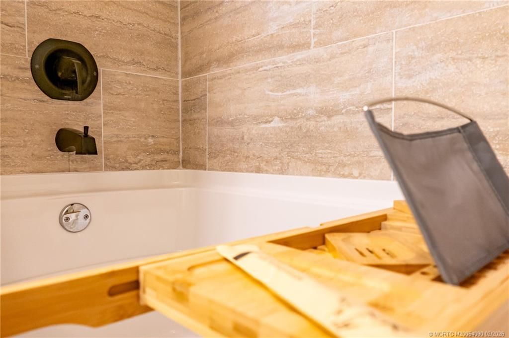 162 SE Saint Lucie Boulevard, Unit 403B, Stuart, FL 34996 Photo