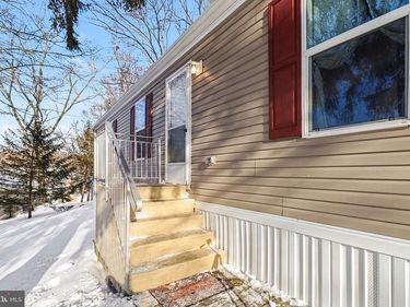 404 DOGWOOD LANE, NEW PROVIDENCE, PA 17560