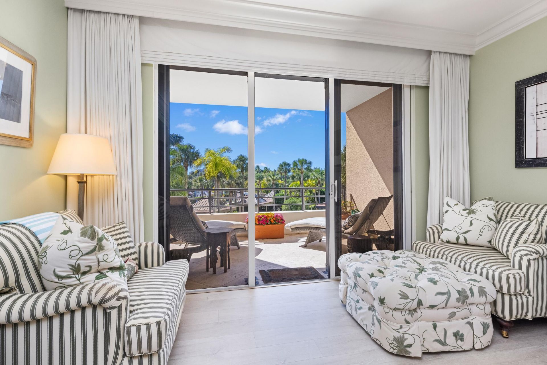 120 Sunset Avenue W, Unit 3 D, Palm Beach, FL 33480 Photo