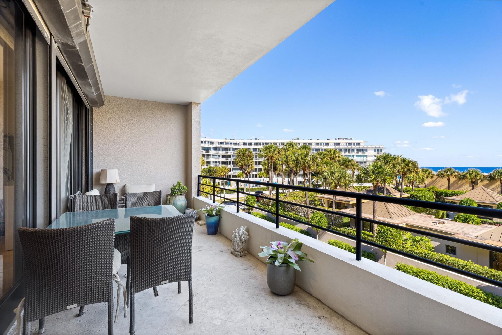 120 Sunset Avenue W, Unit 3 D, Palm Beach, FL 33480 Photo