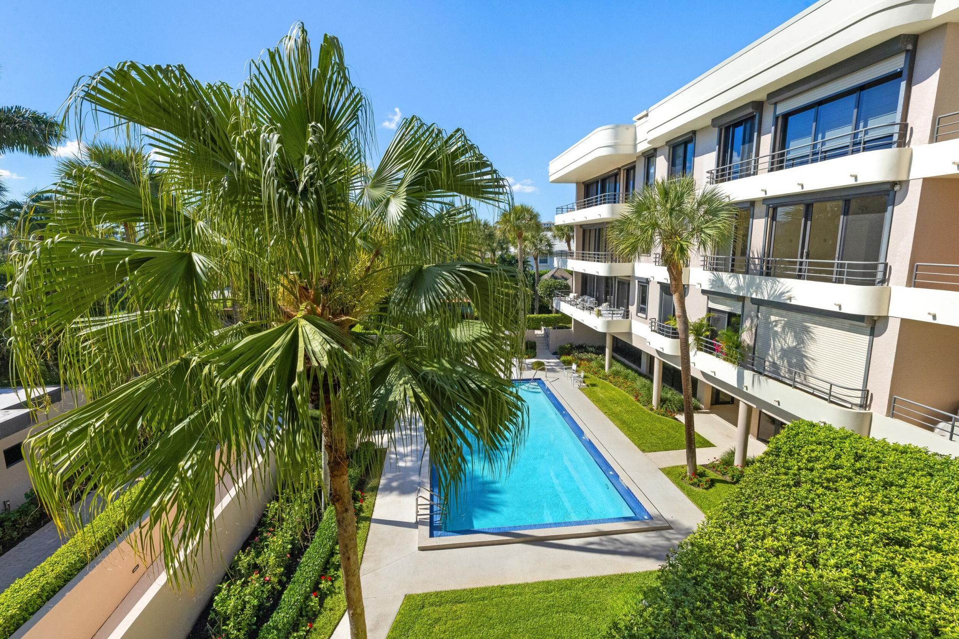 120 Sunset Avenue W, Unit 3 D, Palm Beach, FL 33480 Photo