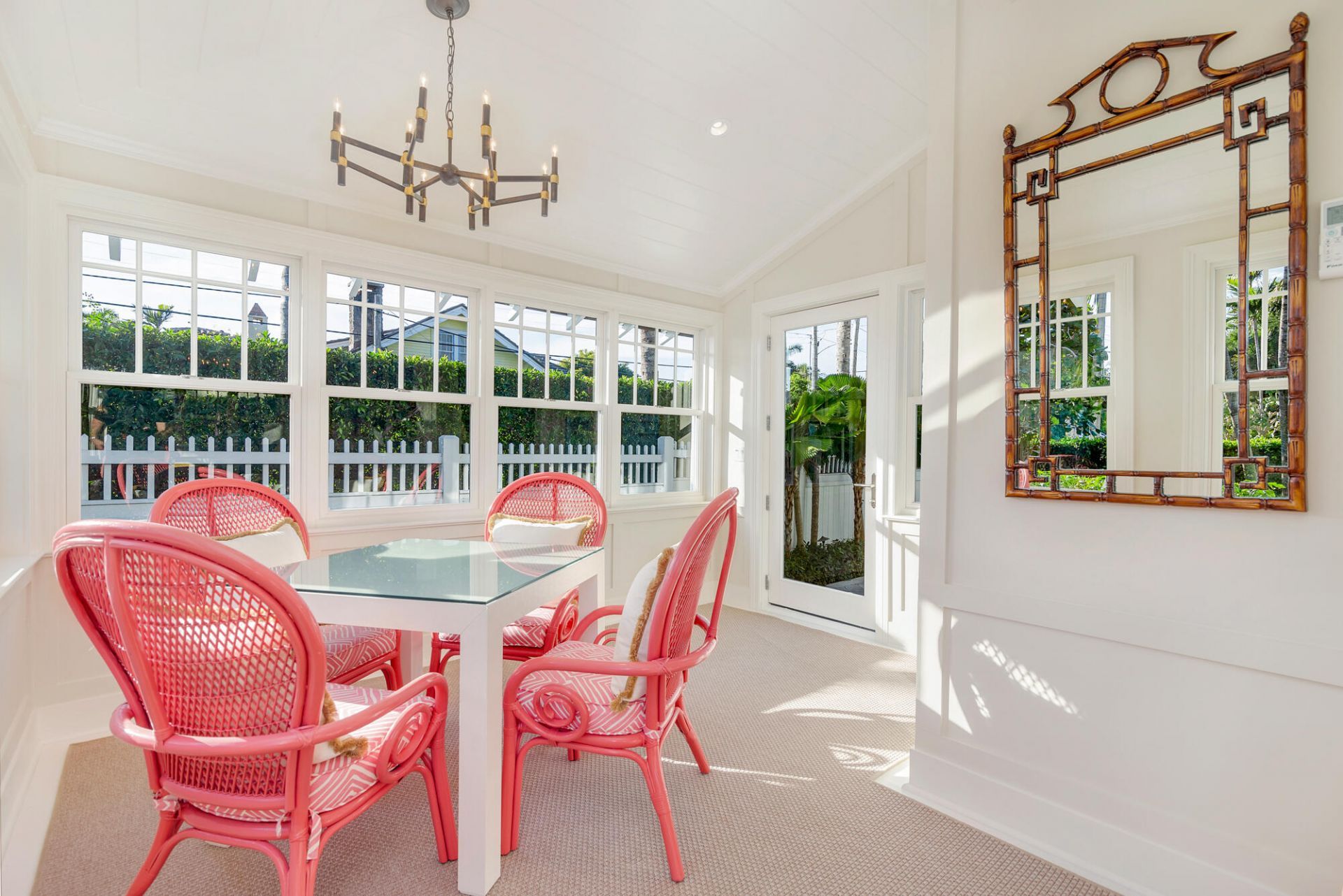 357 Seabreeze Avenue, Palm Beach, FL 33480 Photo