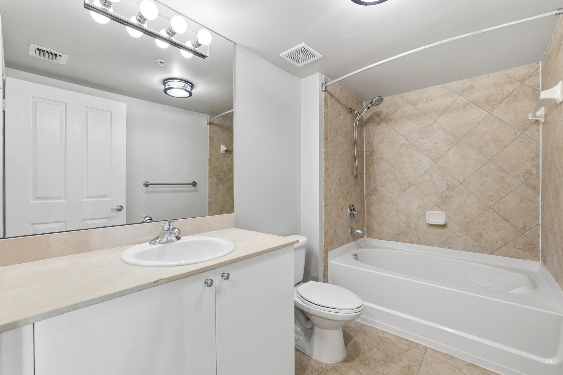 600 S Dixie Highway, Unit 250, West Palm Beach, FL 33401 Photo