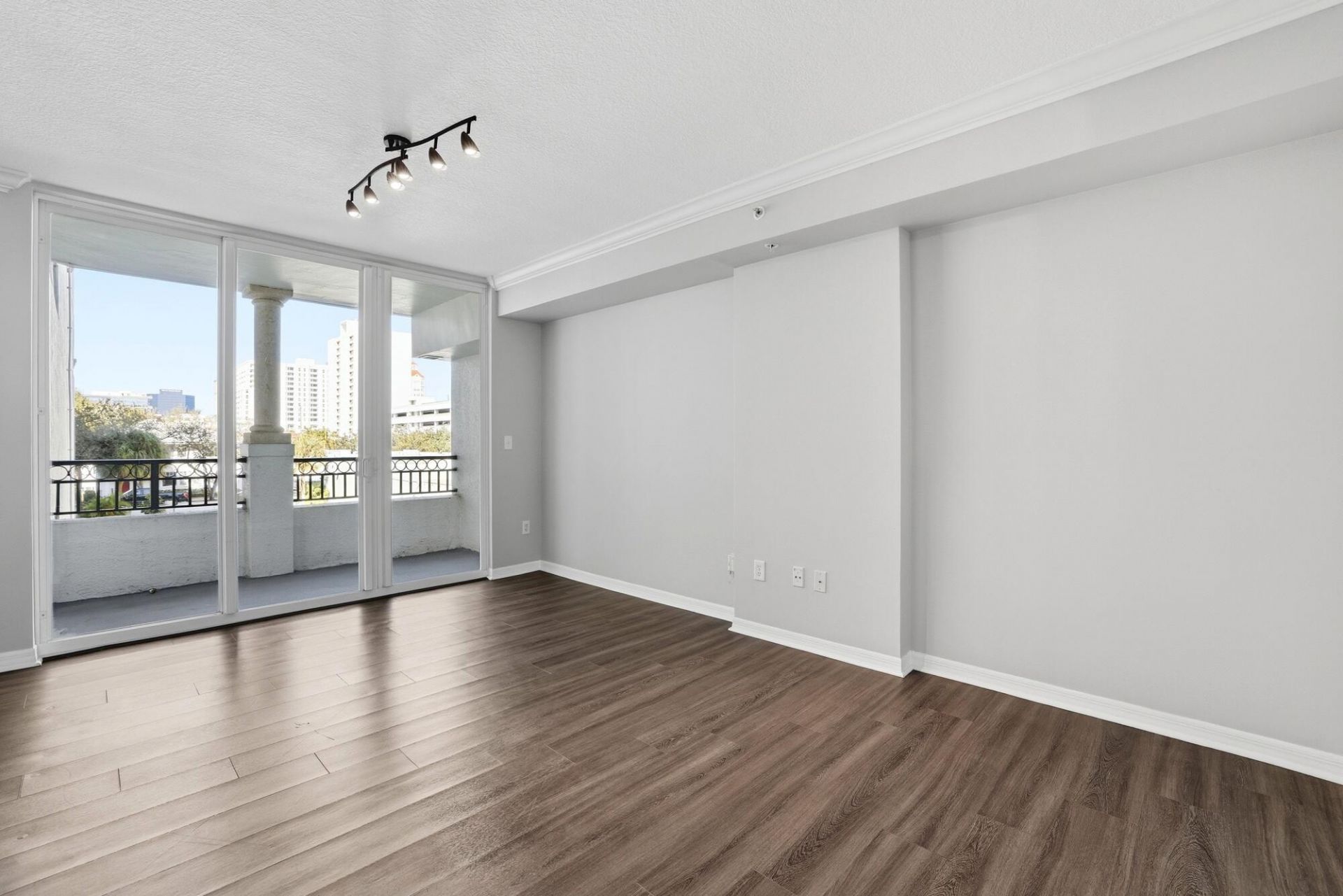 600 S Dixie Highway, Unit 250, West Palm Beach, FL 33401 Photo