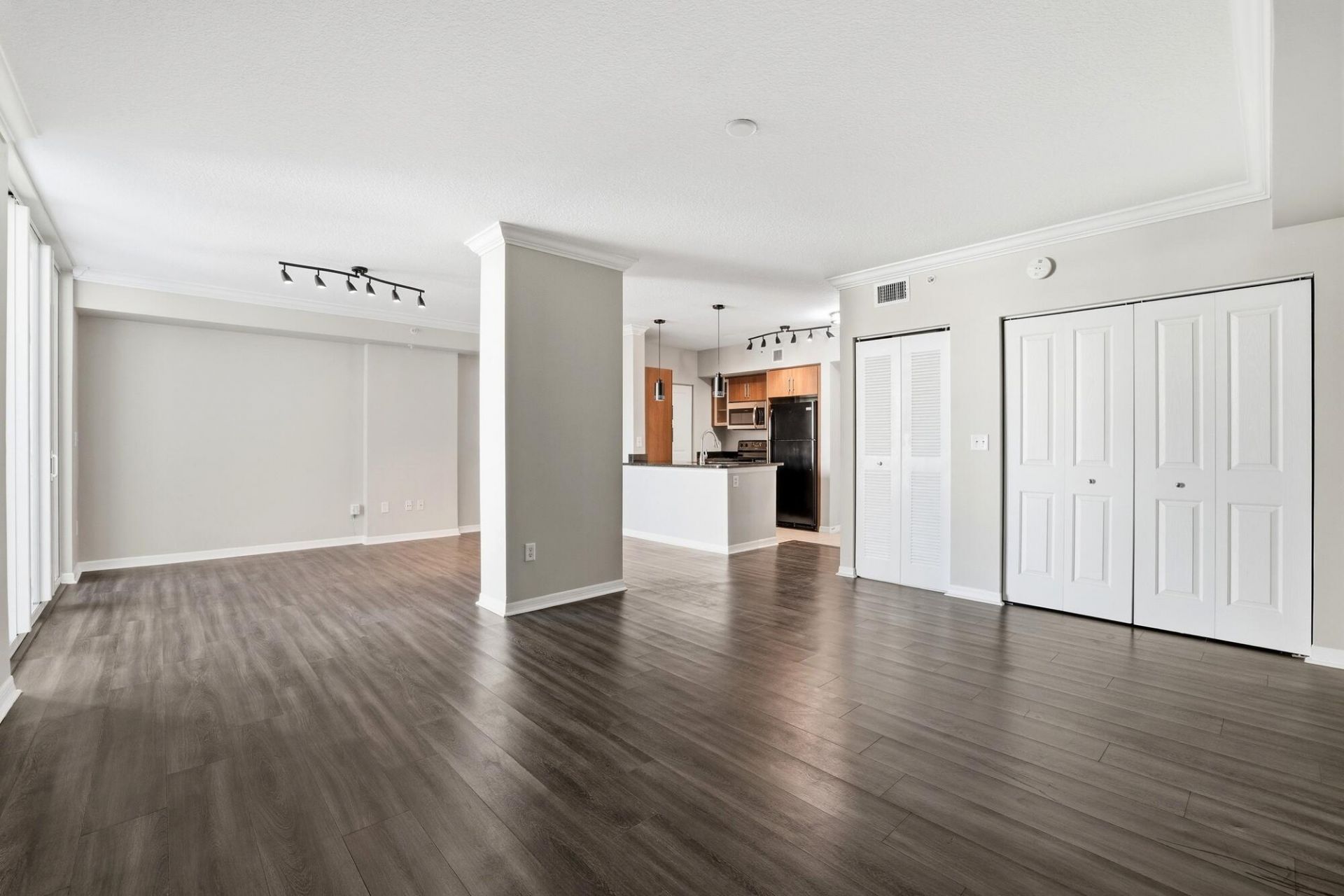 600 S Dixie Highway, Unit 250, West Palm Beach, FL 33401 Photo