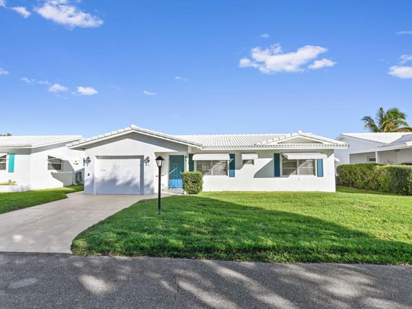 1105 Reposo Avenue, Boynton Beach, FL 33426