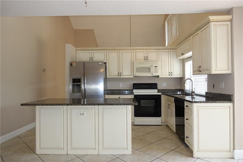 3524 NW 73rd Way, Coral Springs, FL 33065 Photo