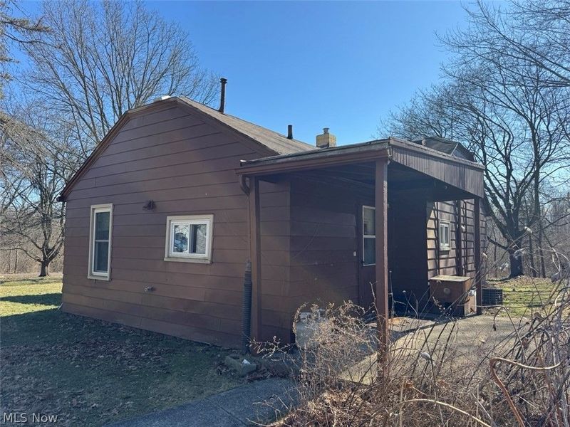 2160 Ingersoll Drive, Akron, OH 44320 Photo 11