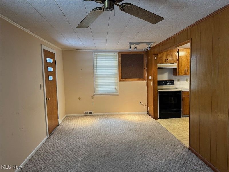 2160 Ingersoll Drive, Akron, OH 44320 Photo 27