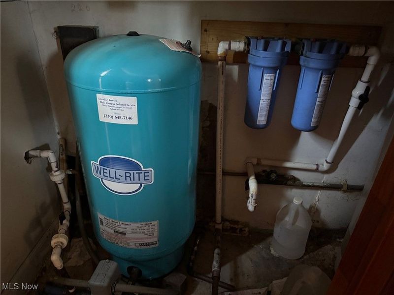 2160 Ingersoll Drive, Akron, OH 44320 Photo 33