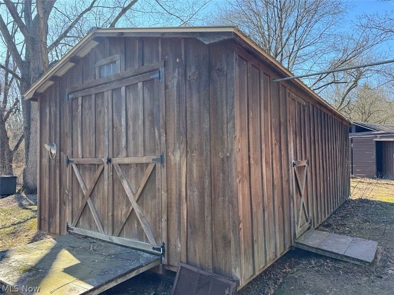 2160 Ingersoll Drive, Akron, OH 44320 Photo 7